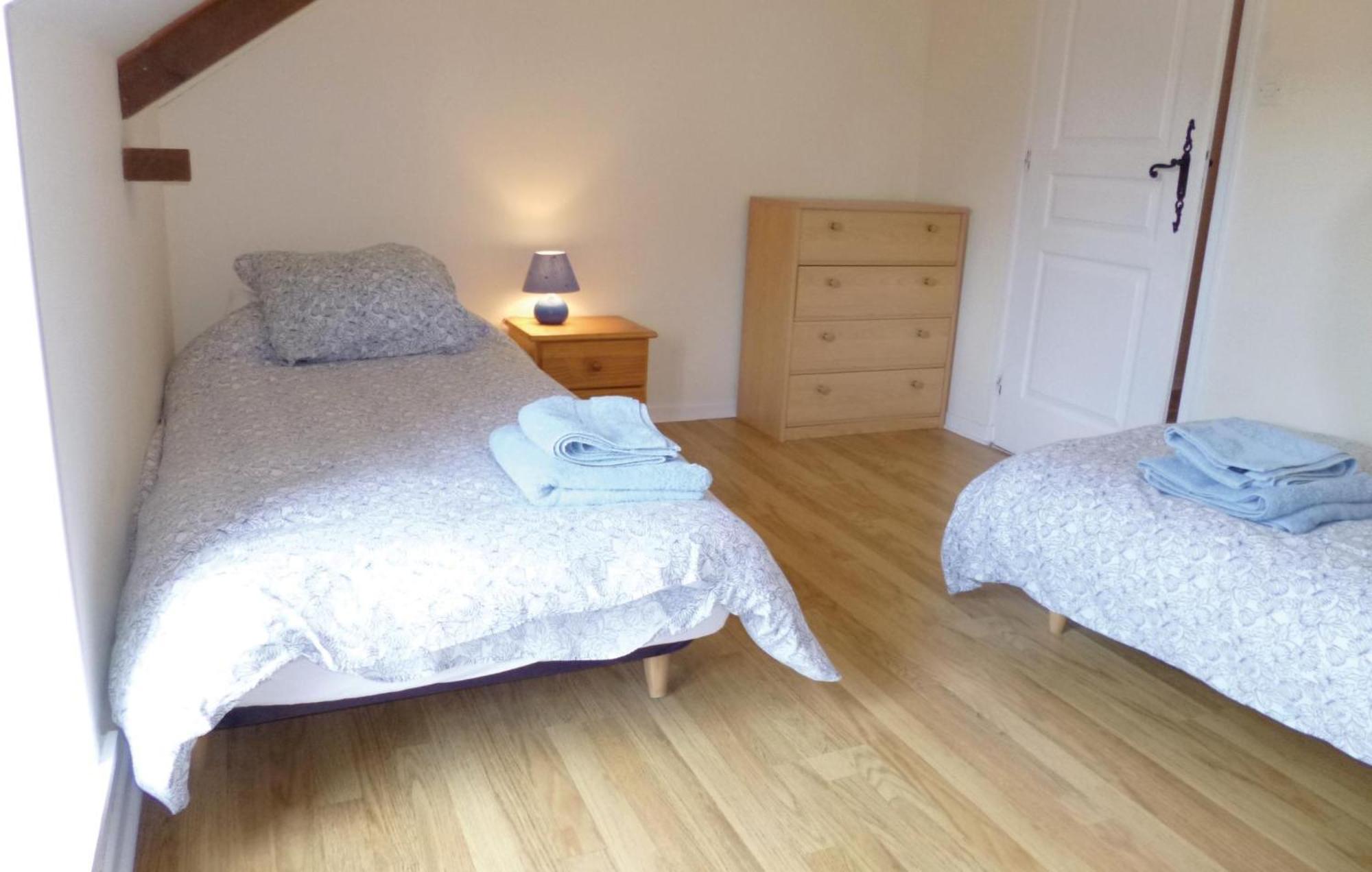3 Bedroom Cozy Home In Brucheville Carentan-les-Marais المظهر الخارجي الصورة