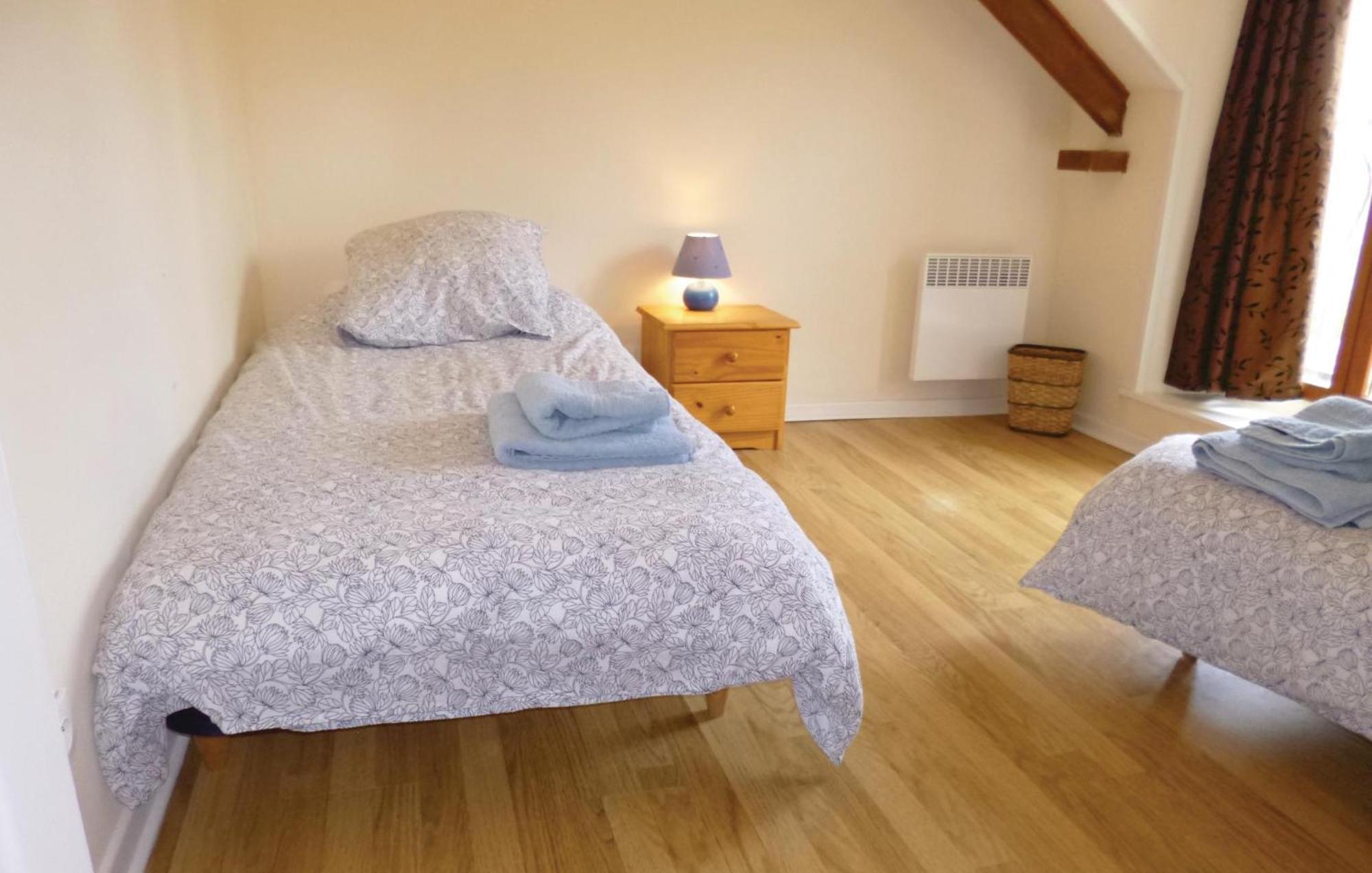 3 Bedroom Cozy Home In Brucheville Carentan-les-Marais المظهر الخارجي الصورة